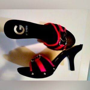 Size 6 Guess heels